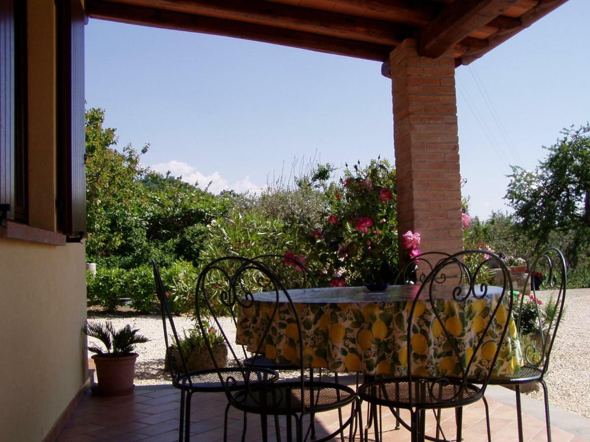 Agriturismo Casale Del Contadino Bolsena Kültér fotó